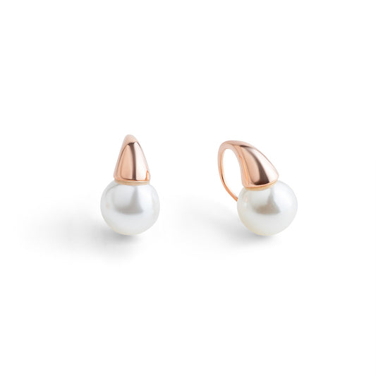 Pearl drop earrings