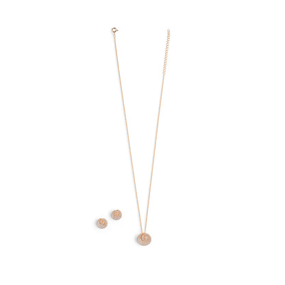 Shell Pendant necklace with studs