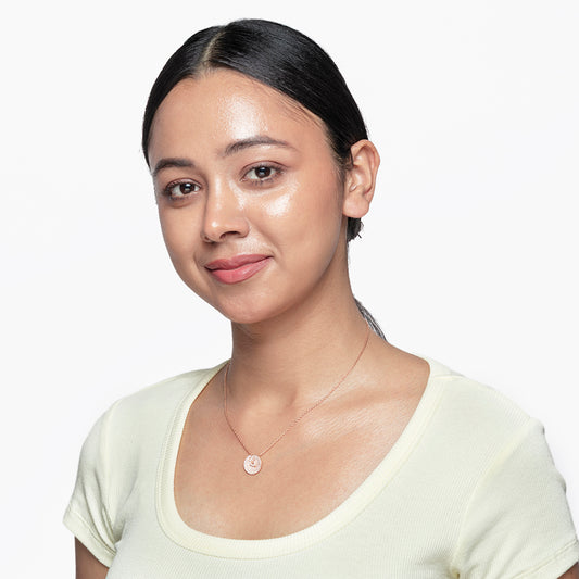 Shell Pendant necklace with studs