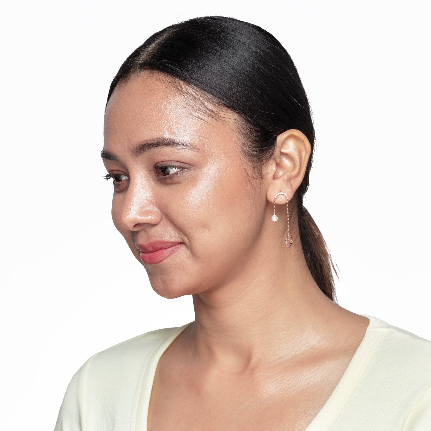 Heart and pearl inverted U earrings