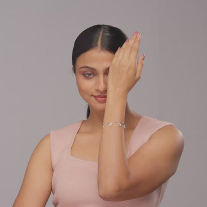 Daisy Charm Bracelet